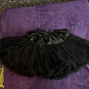 Almost new tulle underskirt